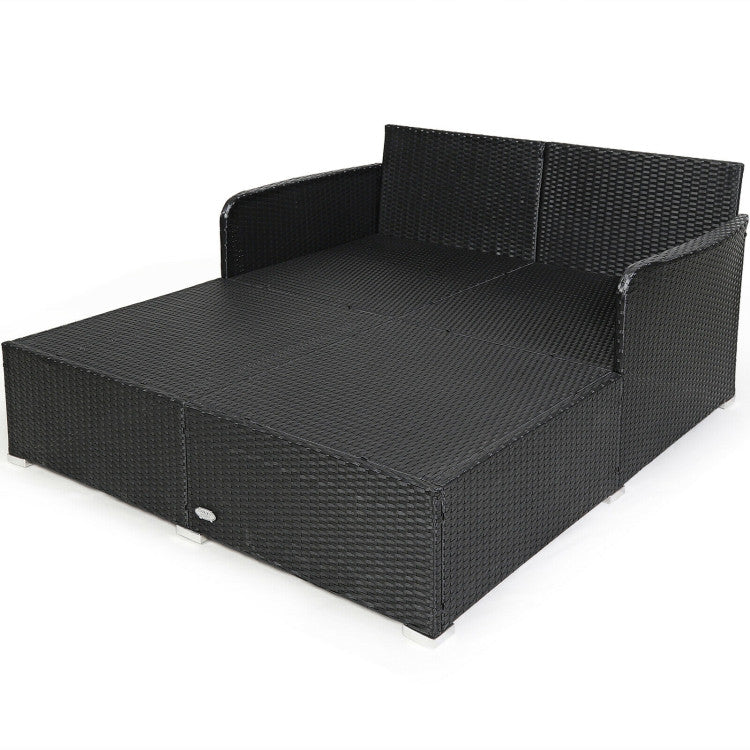 Outdoor Spacious Outdoor Rattan Daybed with Upholstered Cushions and Pillows